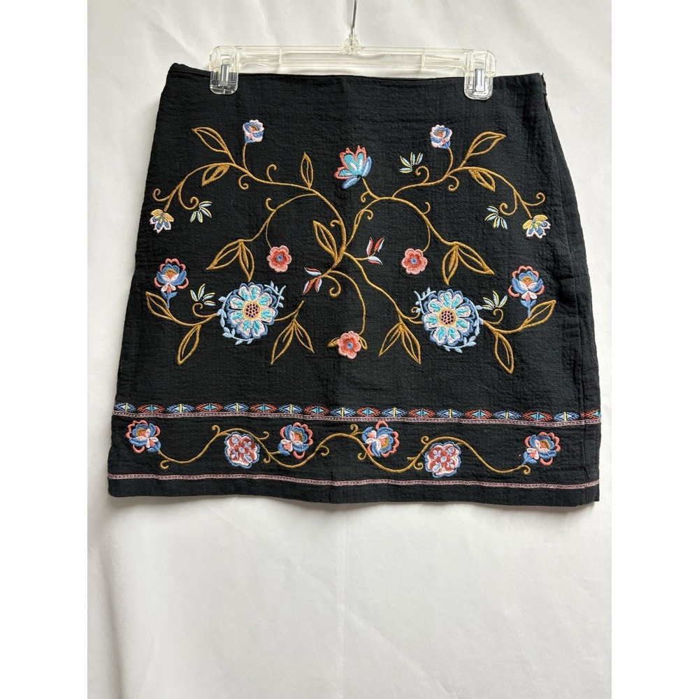 LOFT Black Embroidered Floral Mini Skirt Size 10 Cotton Lined Boho Festival Chic